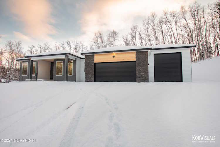3407 W Charlies Ridge Dr Wasilla, AK 99654 | MLS 23-5423 Photo 1