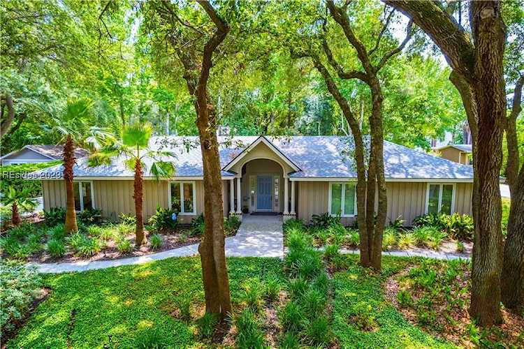 54 Folly Field Rd Hilton Head Island, SC 29928 | MLS 435567 Photo 1