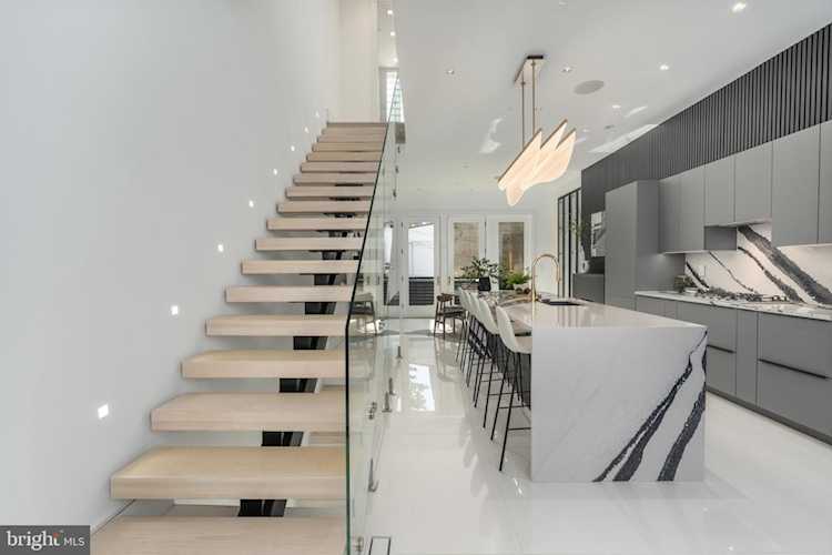 1604 13th St NW Washington, DC 20009