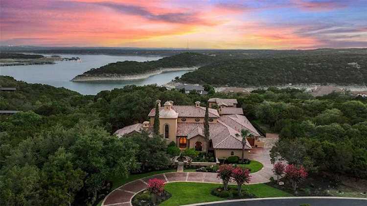 17803 Navigation LN Lago Vista, TX 78645