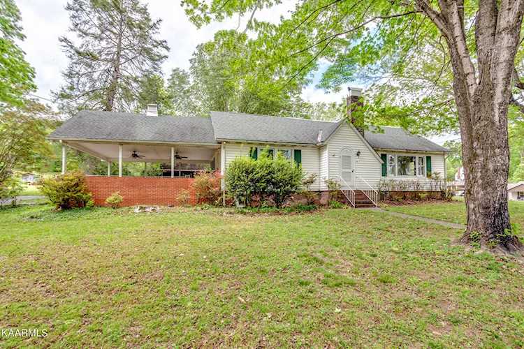328 Ridgeview Dr Clinton, TN 37716