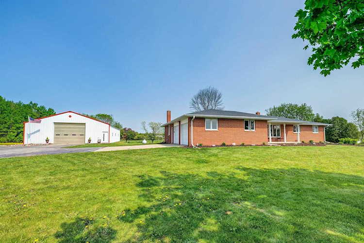 2120 S Pine Tree Rd De Pere, Village of Hobart, WI 54115