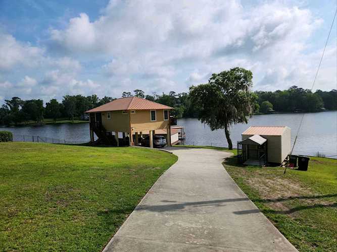 1837 Collins Landing Rd Tallahassee, FL 32310