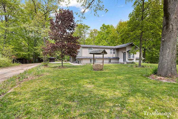 Zokoe Team's newest listing: 1339 Fonger St NE, Sparta, MI, 49345 Photo 1