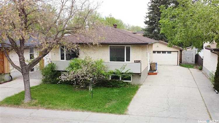 5914 Dalgliesh Dr Regina, SK S4X 2M8