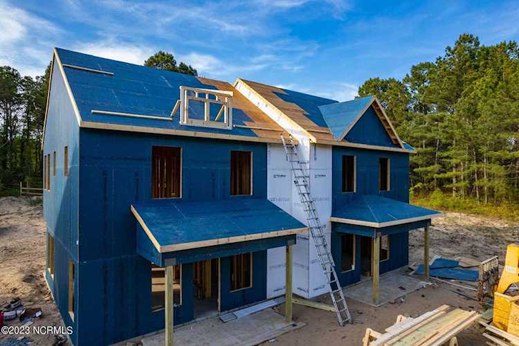 100-A Jarvis Landing Dr Jarvisburg, NC 27947