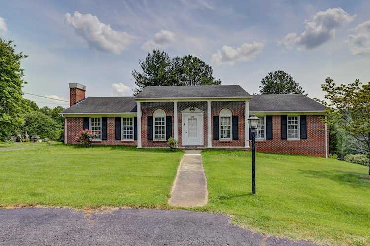 169 Ann St Madison Heights, VA 24572