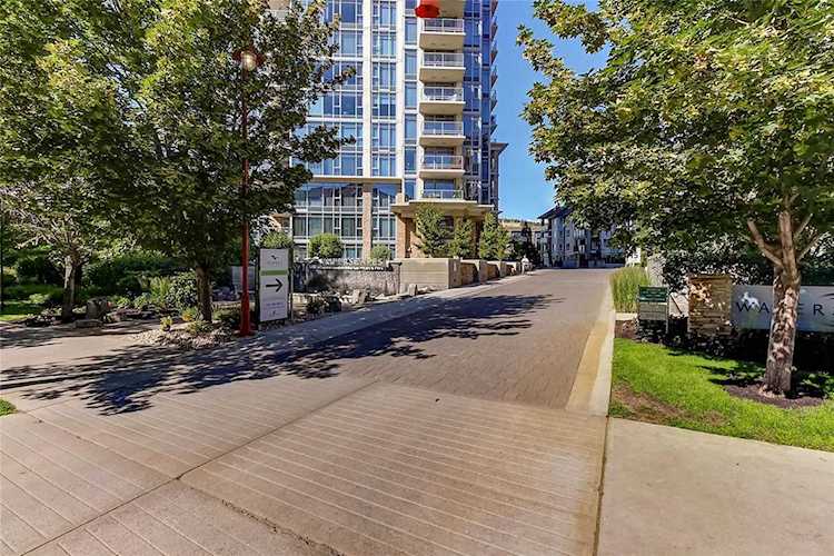 1075 Sunset Drive Kelowna, BC V1Y9Y9