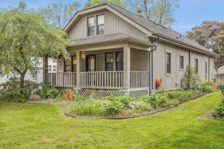 347 Highland Ave Rochester, MI 48307