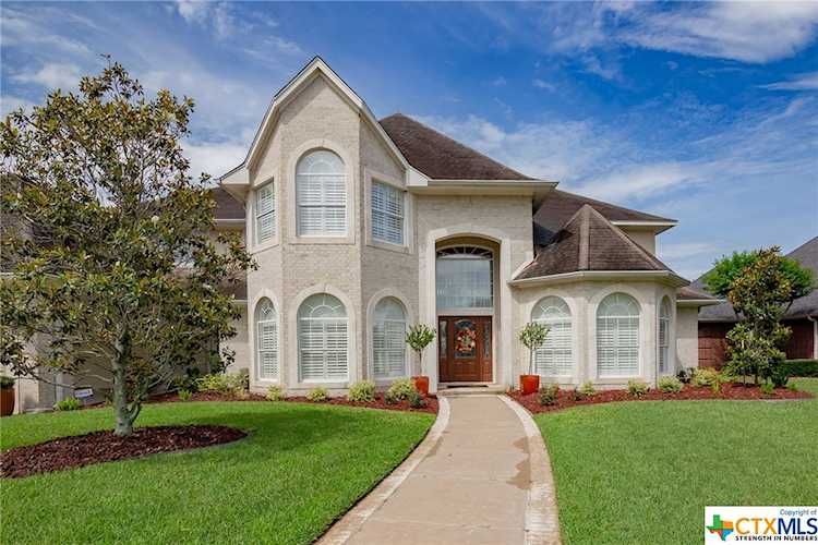 203 Willow Way Victoria, TX 77904