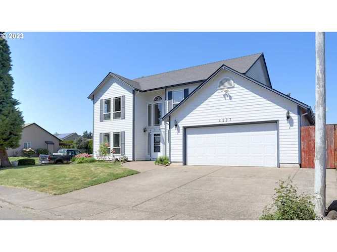 4507 Indian Earth CT Salem, OR 97305