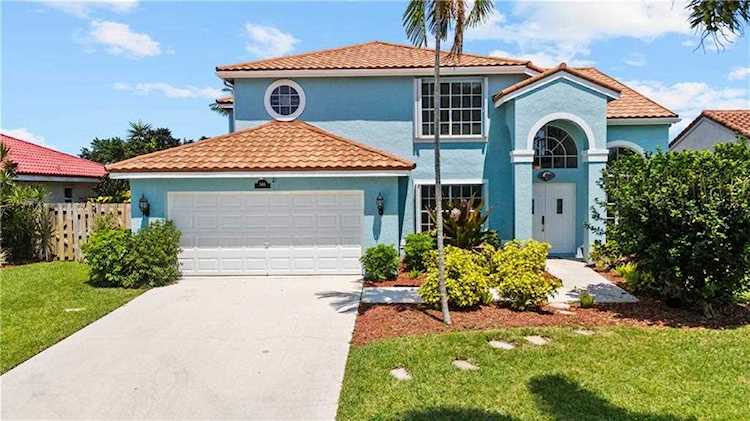 5613 Descartes Cir Boynton Beach, FL 33472