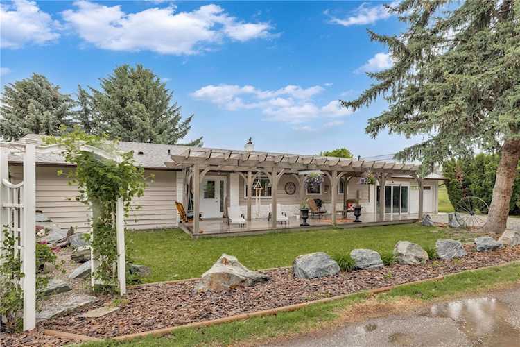 776 Old Vernon Road Kelowna, BC V1X4R2