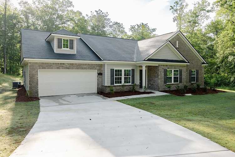 211 Lee Road 2046 Smiths Station, AL 36877