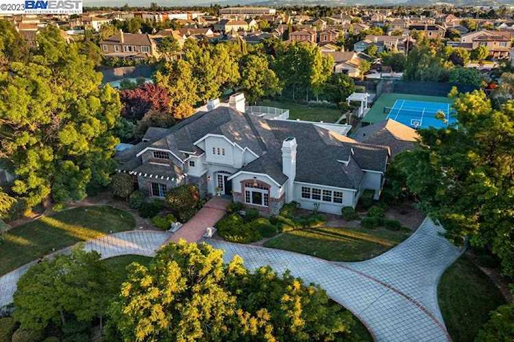 18775 Saint Marks Ave Morgan Hill, CA 95037
