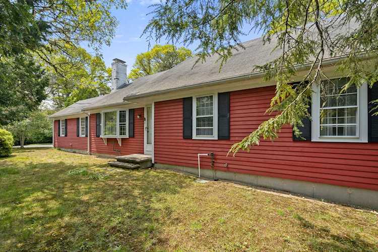 118 Church Street Harwich, MA 02645 | MLS 22302028 Photo 1