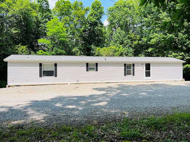 39 Elm Ave Nancy, KY 42544