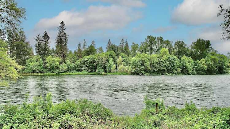 12240 Modoc Rd #A Central Point, OR 97502