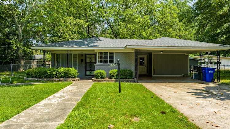 2026 Lee Ave Conway, AR 72034