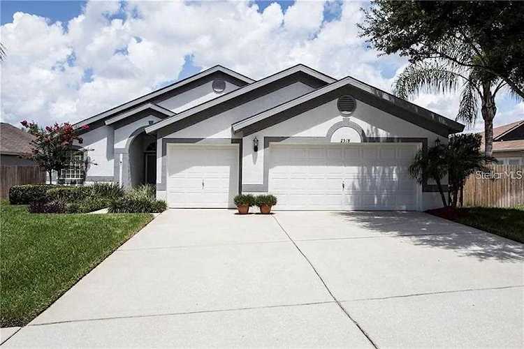2518 Groveway Dr Valrico, FL 33596