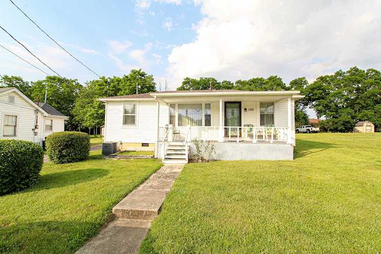 103 Russell Ave Versailles, KY 40383