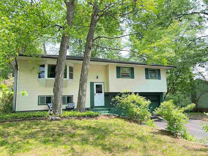 37 Blue Hills Drive Saugerties, NY 12477