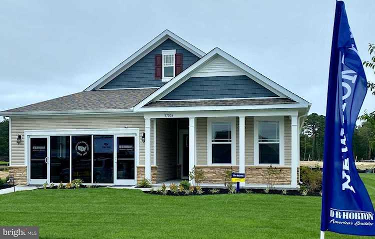 37004 Beach Club Ave Ocean View, DE 19970