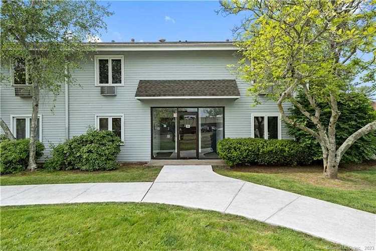 105 Florence Rd #1A Branford, CT 06405