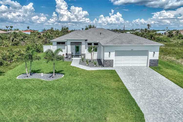 9317 Miami CIRCLE Port Charlotte, FL 33981
