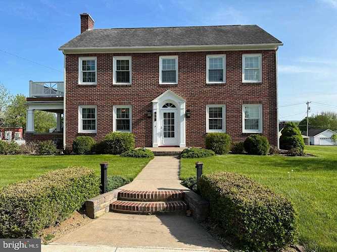 464 E Curtin St Bellefonte, PA 16823 | home for sale | KBB Photo 1