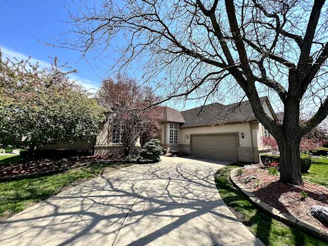 48280 Elmwood Shelby Twp, MI 48315