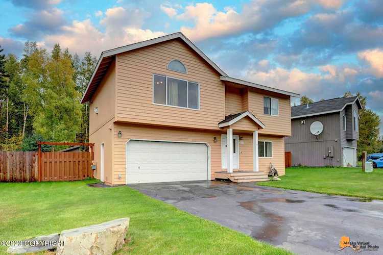 3672 Scenic View Dr Anchorage, AK 99504