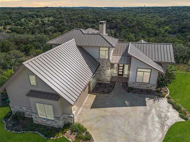 1317 Mountain Dew Horseshoe Bay, TX 78657
