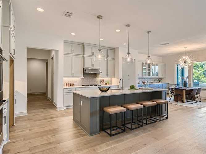 156 Carousel LN Driftwood, TX 78619