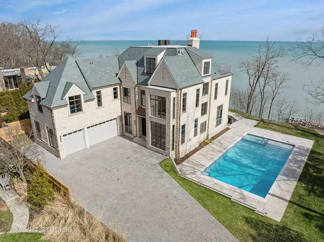 585 Longwood Ave Glencoe, IL 60022