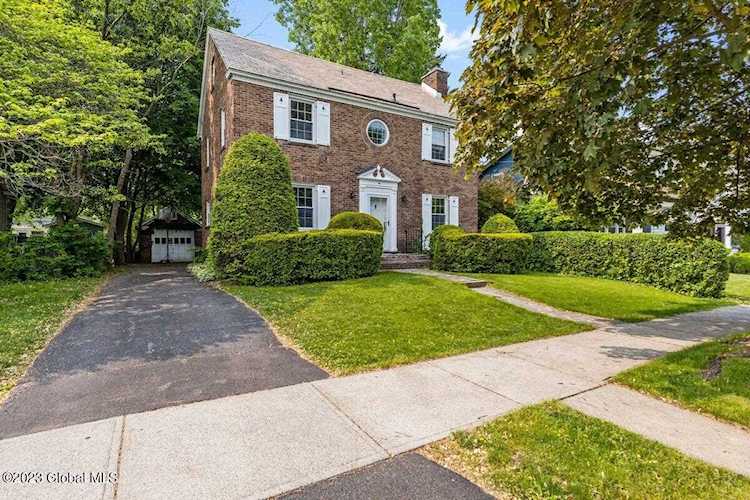 51 Norwood Ave Albany, NY 12208