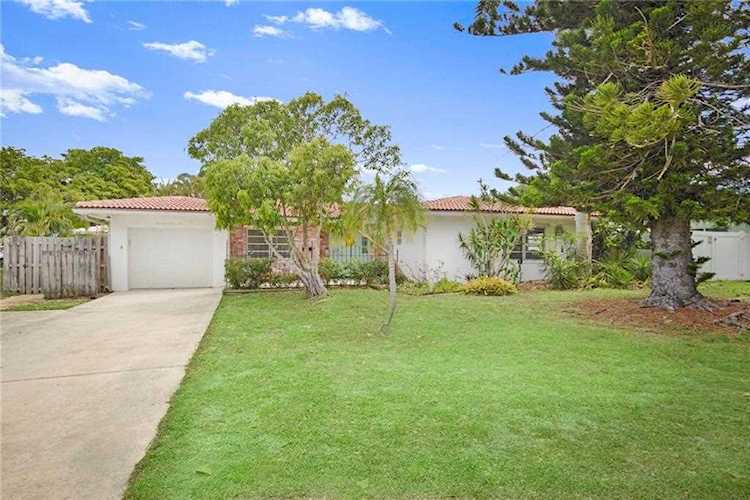 1464 SE 7th St Deerfield Beach, FL 33441