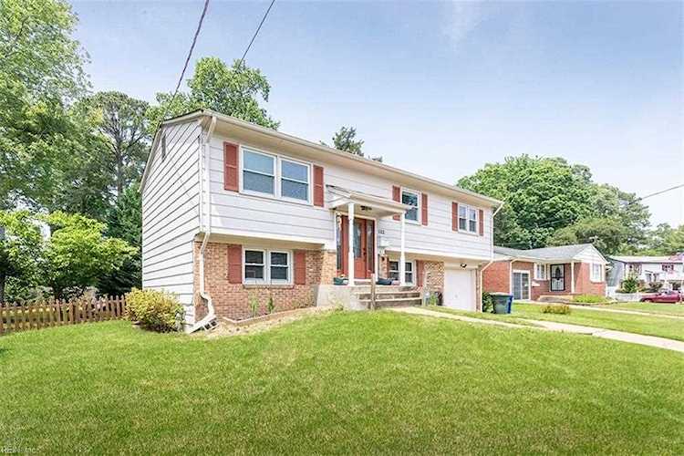 132 Fischer Dr Newport News, VA 23602
