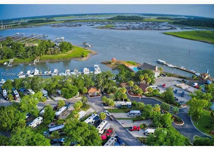43 Jenkins Rd Hilton Head Island, SC 29926 | MLS 435907 Photo 1
