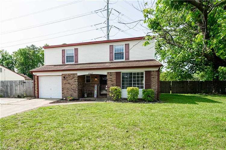 2957 Cherie Dr Virginia Beach, VA 23453