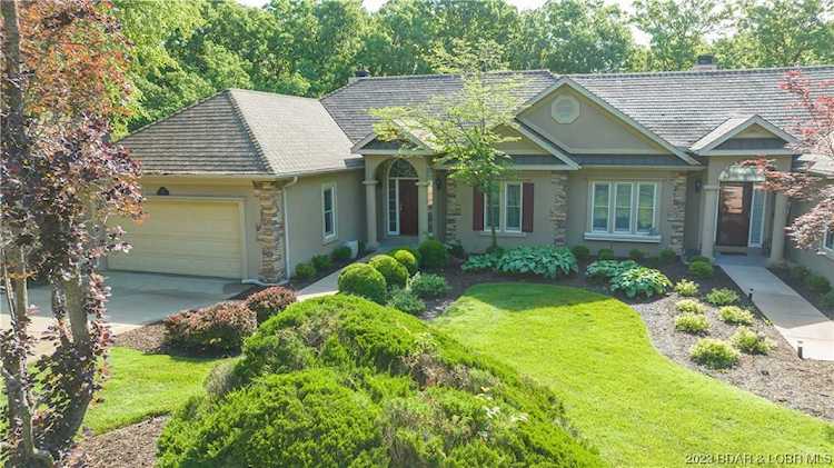 86 Las Campanas Sunrise Beach, MO 65079
