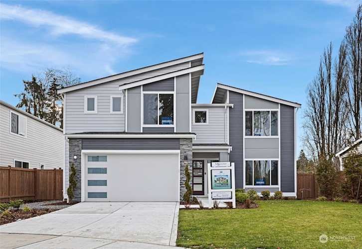16955 1st Place S Burien, WA 98148