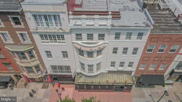 2007 Walnut St Philadelphia, PA 19103