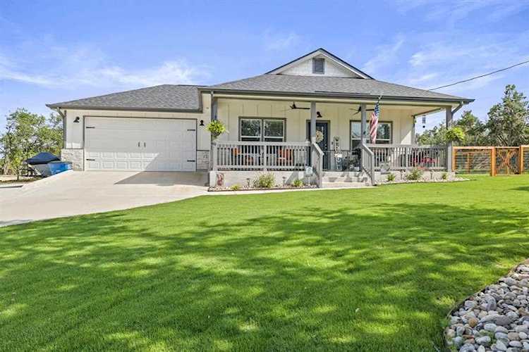 737 Primrose PATH Canyon Lake, TX 78133