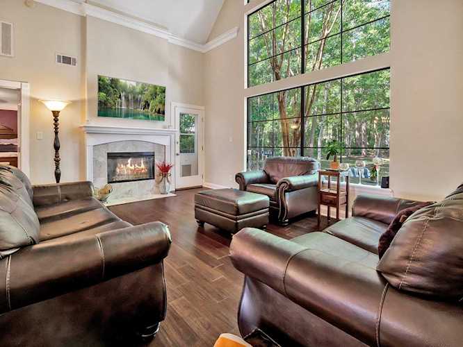 3299 Shamrock East Tallahassee, FL 32309