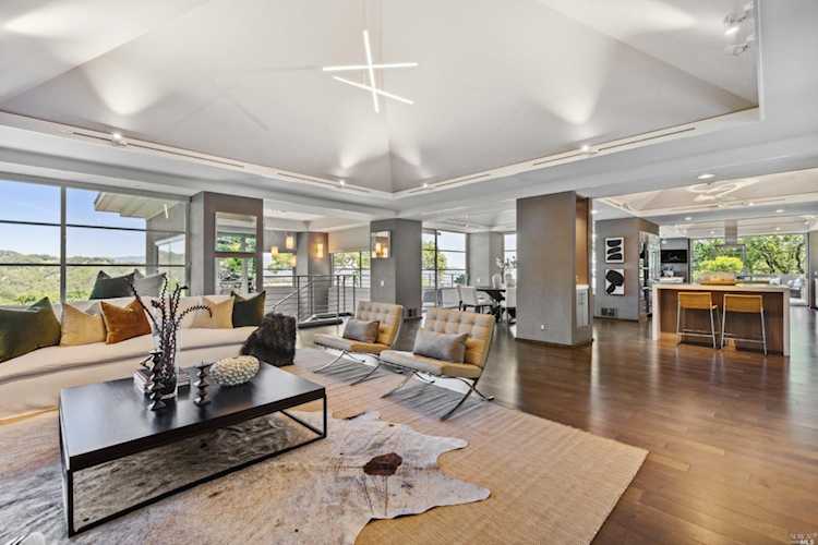 3685 White Alder Sonoma, CA 95476