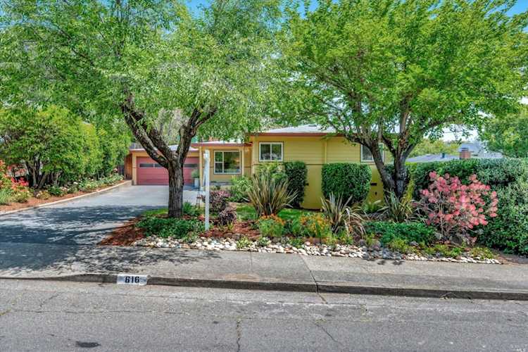 816 Reichert Avenue Novato, CA 94945