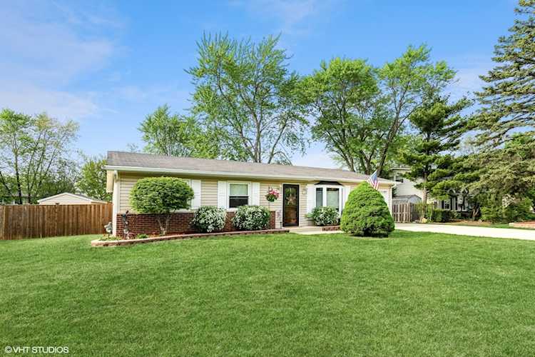 120 Lee Ln Bolingbrook, IL 60440
