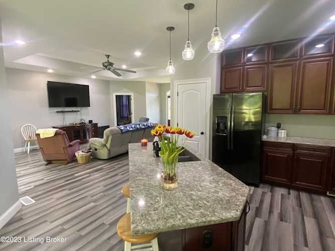 389 Fernwood Dr Mt Washington, KY 40047 | MLS 1637210 Photo 1