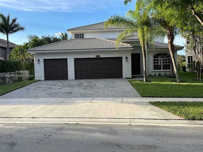 Address Withheld Miramar, FL 33027
